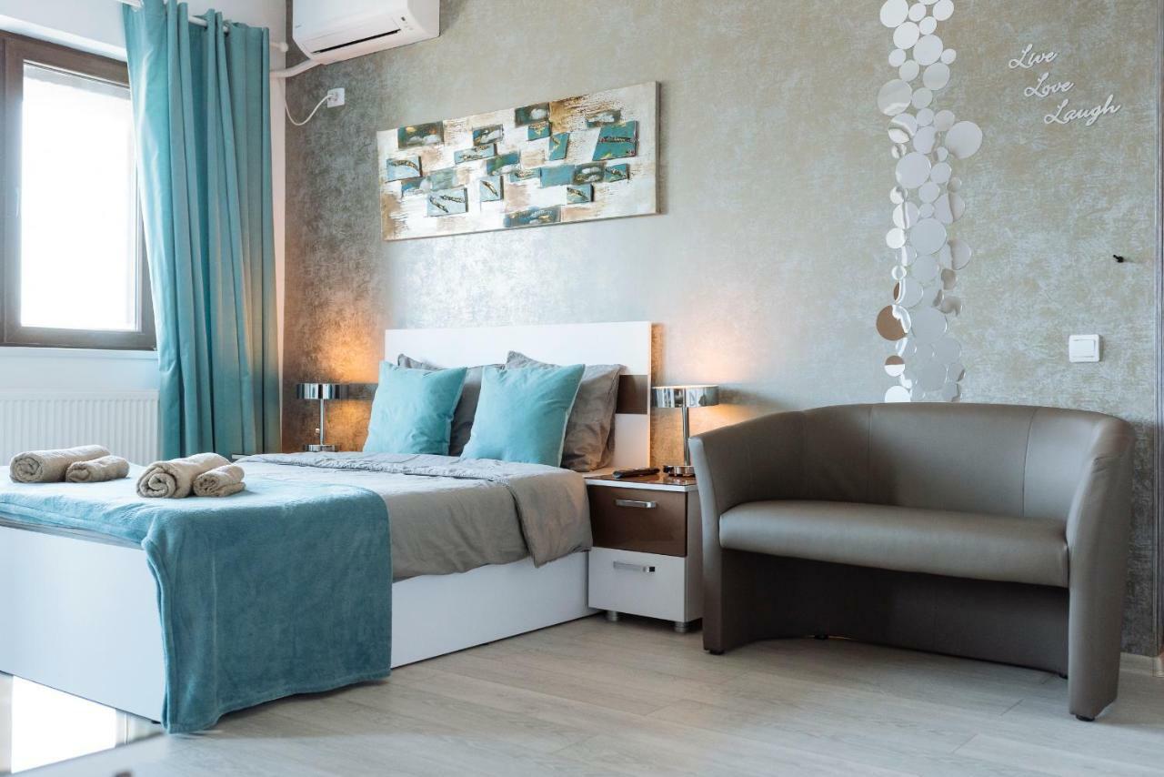 Apartamento Luxury Flat 9 Near Metro Bucarest Exterior foto