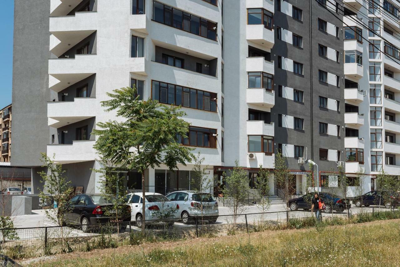 Apartamento Luxury Flat 9 Near Metro Bucarest Exterior foto