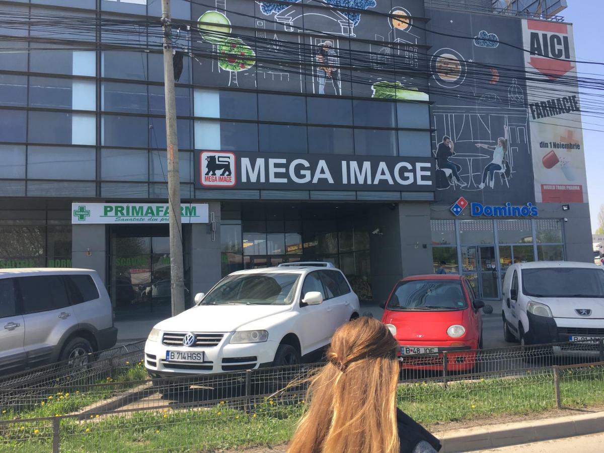 Apartamento Luxury Flat 9 Near Metro Bucarest Exterior foto
